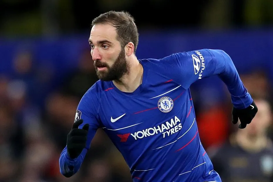 Tin bóng đá 1/2: Sarri chỉ ra vấn đề của Higuain