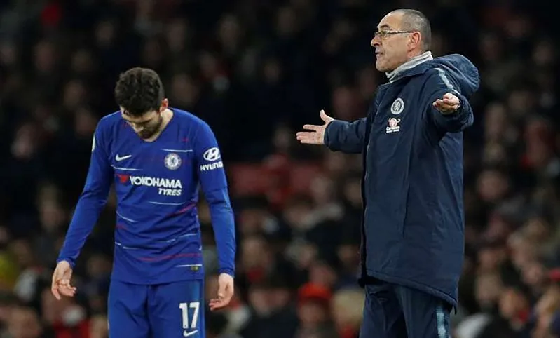 Tin tức Chelsea 1/2: HLV Sarri được khuyên cần sớm thích nghi nếu không muốn bị mất ghế