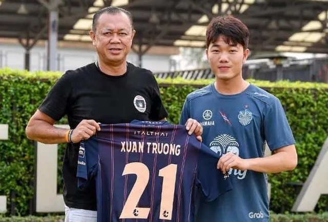 Lương Xuân Trường chính thức ra mắt Buriram United