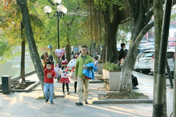 Dự báo thời tiết ngày mai 14/2: Bắc Bộ bớt lạnh, Nam Bộ vẫn nóng