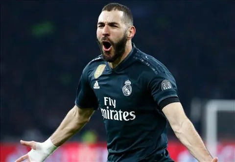 Tin tức Real 14/02: Tỏa sáng trước Ajax, Benzema nói gì?