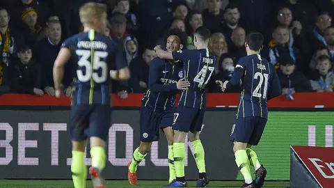 Kết quả bóng đá hôm nay 17/2: Thắng đậm Newport County, Man City vào tứ kết FA cup