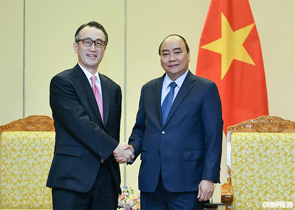 Thủ tướng Nguyễn Xuân Phúc tiếp ông Kanetsugu Mike, Tổng Giám đốc Ngân hàng MUFG