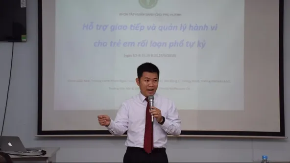 Thầy thuốc cần giỏi chuyên môn, trau dồi y đức!