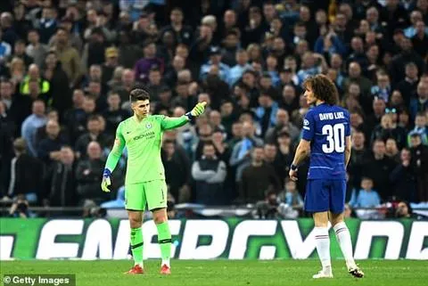 Tin thể thao mới nhất 26/02: Chelsea phải cảm thấy xấu hổ sau hành động của Kepa