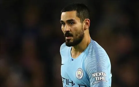 Tin tức Man City 02/03: Pep tiết lộ tương lai Gundogan