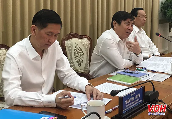 TPHCM: Có cán bộ trong 2 năm đi nước ngoài hơn 100 ngày