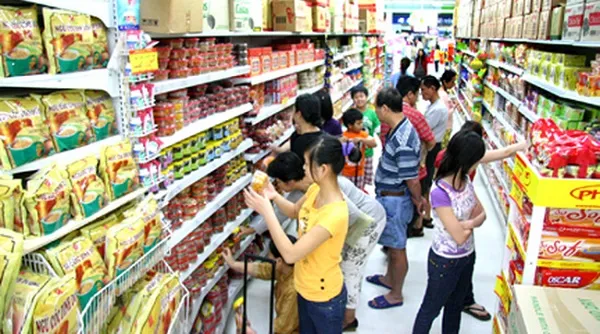 8/3 đi đâu mua sắm, gửi tiền được khuyến mãi lớn
