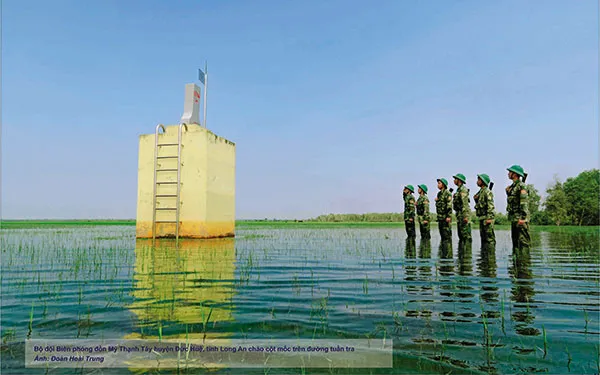 Nồng thắm tình quân dân