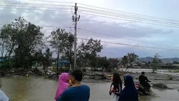 Ít nhất 42 người thiệt mạng do lũ quét ở Indonesia