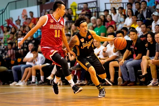 Chủ nhà Saigon Heat thắng thuyết phục Singapore Slingers