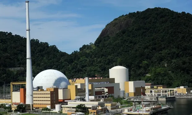 Brazil: Đoàn xe chở uranium bị nhóm vũ trang tấn công