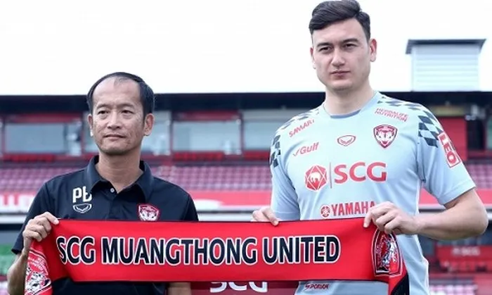 Thầy của Văn Lâm bất ngờ từ chức sau thất bại tại vòng 5 Thai League