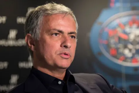 Tin bóng đá 2/4: Tiết lộ thời điểm Mourinho tái xuất