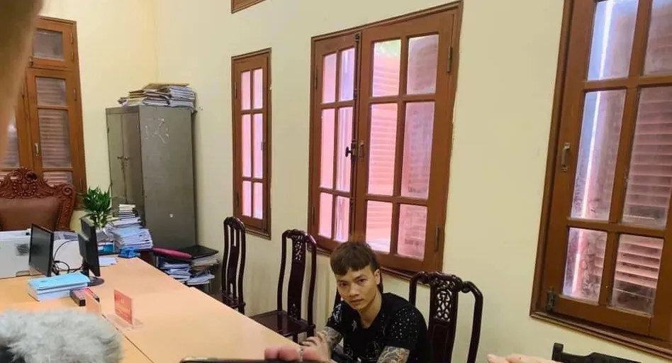 Khá Bảnh bị bắt, hồi chuông cảnh báo về những thần tượng lệch chuẩn của giới trẻ trên MXH
