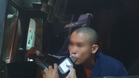 CSGT Rạch Chiếc ra quân kiểm tra và xử lý vi phạm nồng độ cồn theo phương pháp tiên tiến