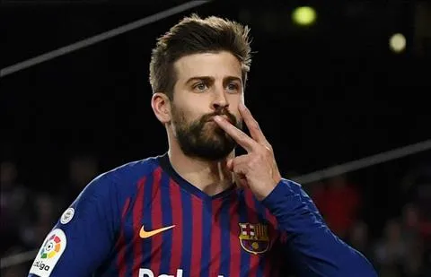 Tin tức Barca 10/04: Pique khuyên đồng đội cảnh giác với MU