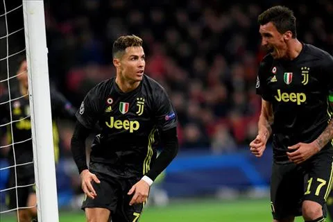 Tin tức Juventus 11/04: Ronaldo được cả đối thủ và đồng đội hết lời khen ngợi