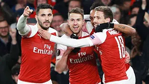 Video Cup C2 ngày 12/4: Đá bại Napoli, Arsenal có lợi thế lớn ở lượt về Tứ kết