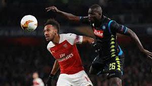 Diễn biến Arsenal vs Napoli tại lượt đi tứ kết Cup C2: Arsenal đặt một chân vào bán kết