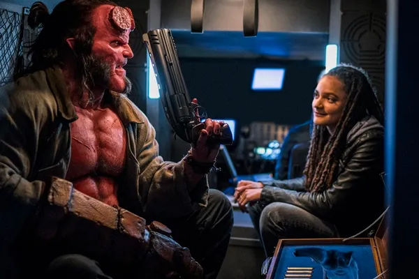 Hellboy 2019 vừa ra mắt đã nhận hàng loạt ý kiến trái chiều