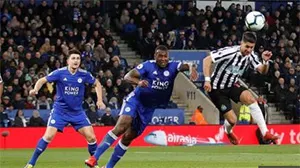 Kết quả Ngoại hạng Anh 13/4: Newcastle giành ba điểm trên sân Leicester