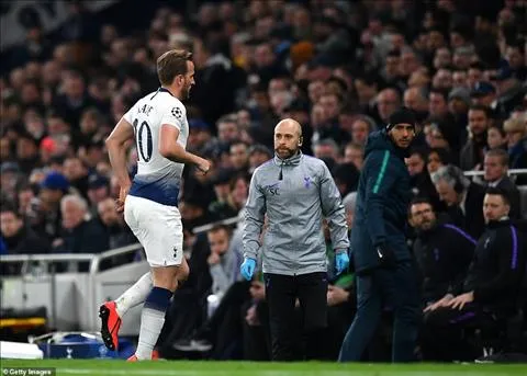Tin tức Tottenham 13/04: HLV Pochettino báo tin buồn về Harry Kane
