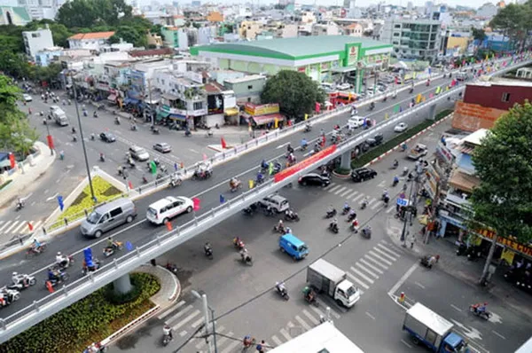 Dự báo thời tiết hôm nay 17/4: Nam bộ ngày nắng nóng, chiều tối và đêm có mưa rào