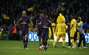 Kết quả bóng đá hôm nay 18/4: Thua ngược Nantes, PSG lần thứ ba lỡ cơ hội lên ngôi sớm ở Ligue 1