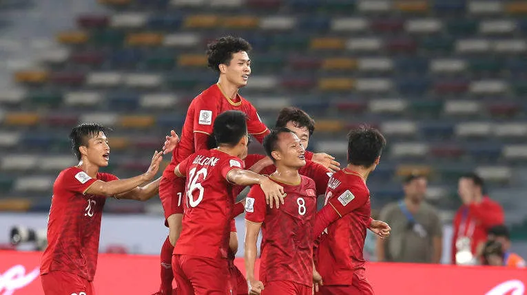 Cùng thắp lửa cho tương lai bóng đá