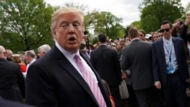Tổng thống Trump lại bỏ lỡ hạn chót khai thuế