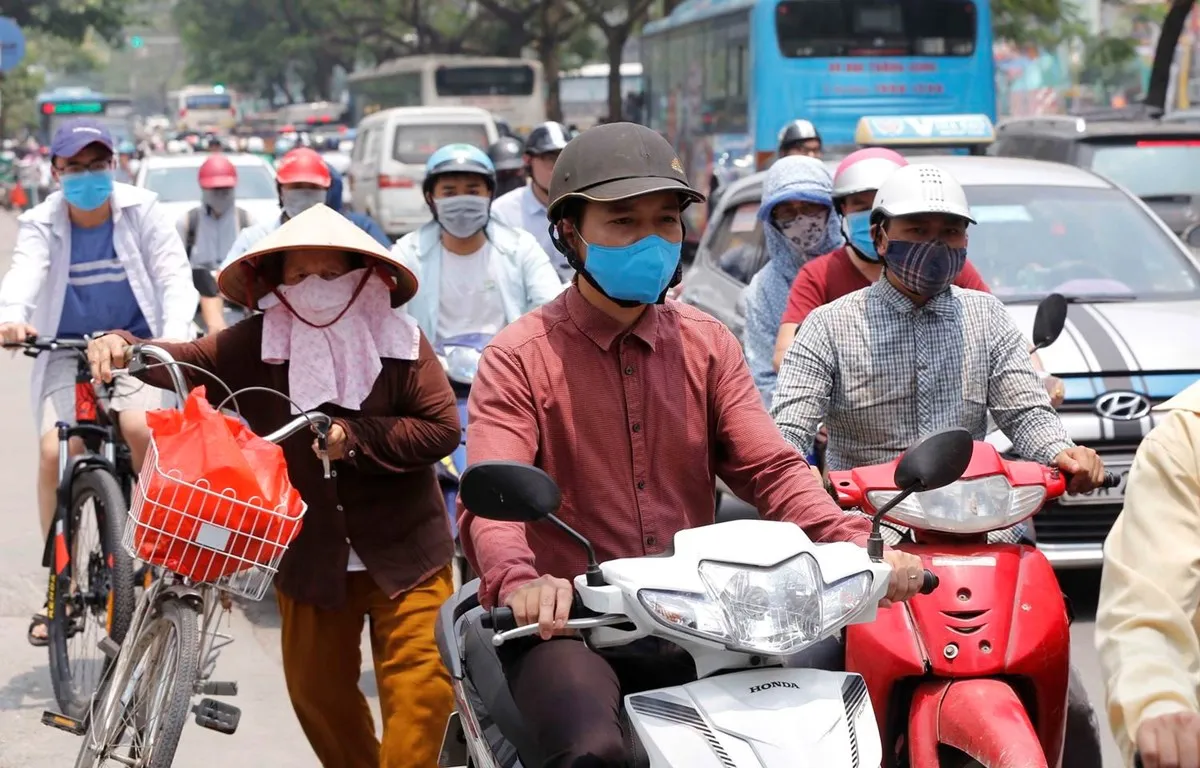 Dự báo thời tiết 3 ngày tới (26-28/4): Nắng nóng ở Bắc Bộ giảm dần, Trung và Nam Bộ vẫn nắng kéo dài