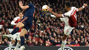 Video Cup C2 đêm qua 3/5: Arsenal thắng thuyết phục Valencia, Chelsea hòa Frankfurt