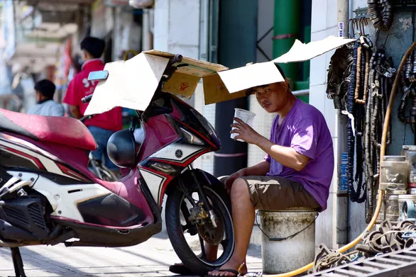 Dự báo thời tiết hôm nay 5/5: Nam bộ ngày nắng nóng, chiều tối có mưa