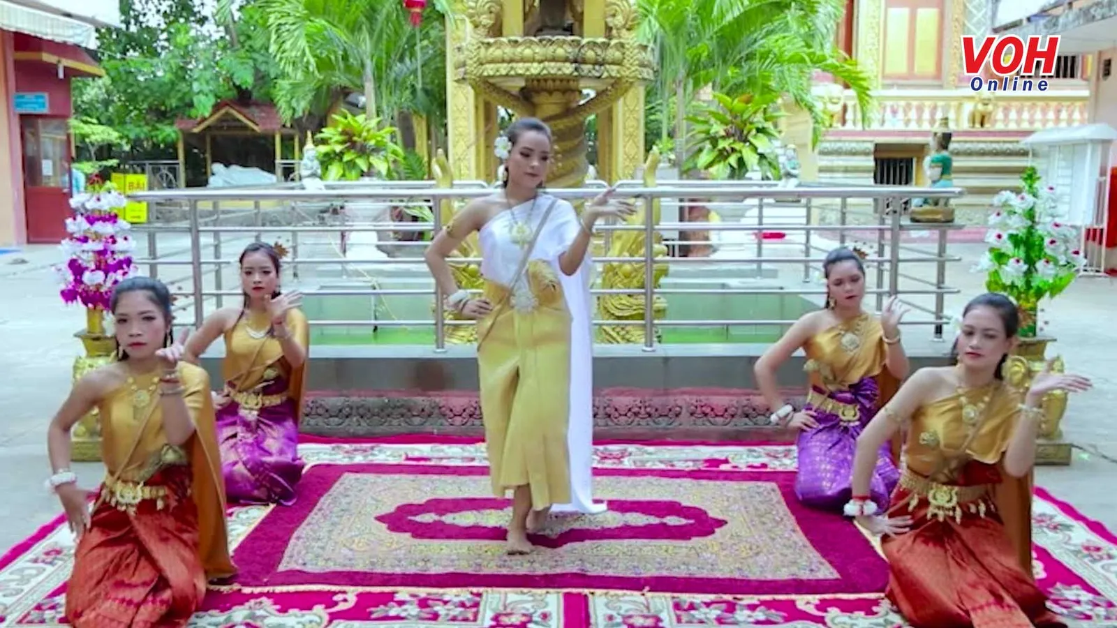 Robam Ken, Robam Tep Apsor: Nét đặc sắc nghệ thuật múa Khmer