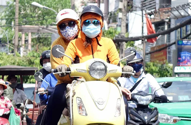 Dự báo thời tiết hôm nay 6/5: Tây Bắc Bộ và Trung Bộ nắng nóng gay gắt, nhiệt độ từ 38 - 40 độ C