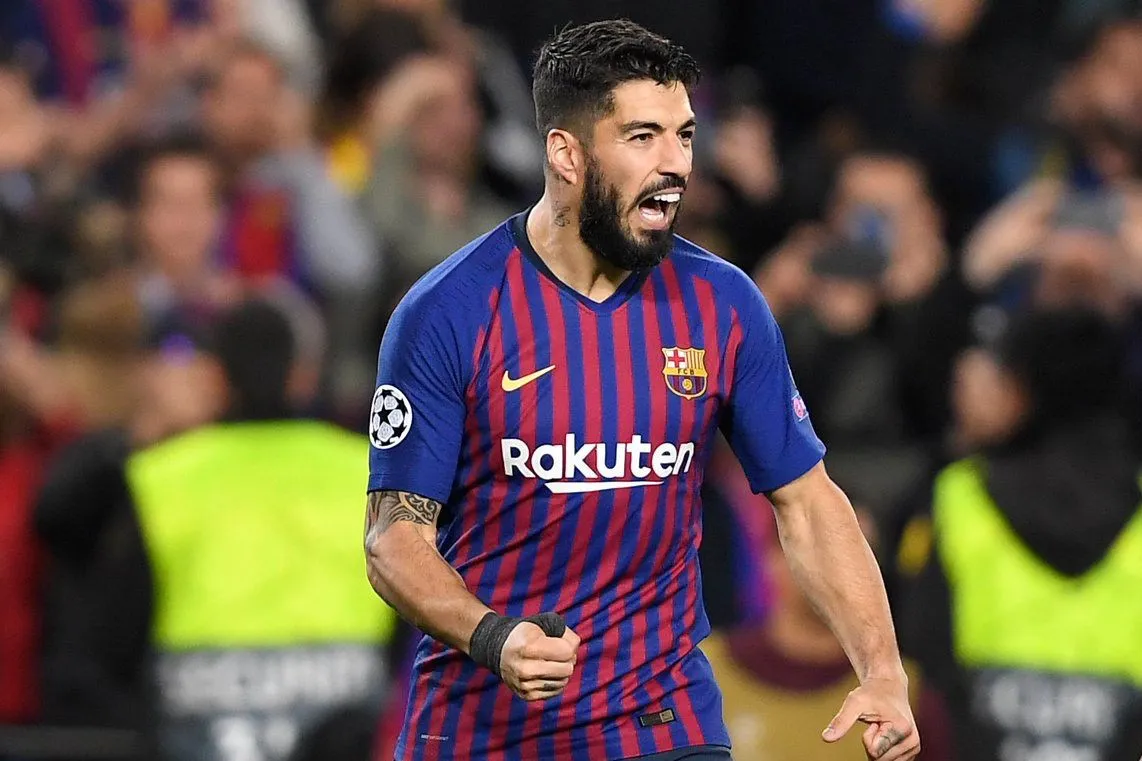 Suarez vẫn tỏ ra thận trọng dù Liverpool mất Salah