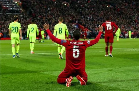 Tin bóng đá 8/5: Wijnaldum trách móc Klopp sau trận thắng Barca