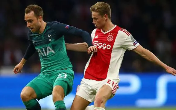 De Jong: ‘Ajax giống như câu chuyện cổ tích không có hậu’