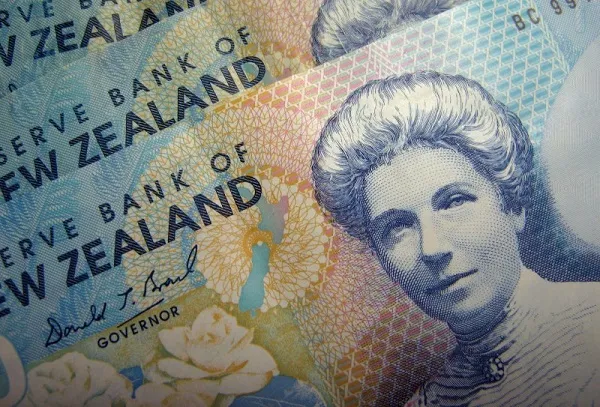 Tỷ giá ngoại tệ hôm nay 9/5/2019: Bảng Anh cùng Đô la New Zealand giảm