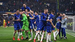 Video Cup C2 đêm qua 10/5: Chung kết Europa League toàn Anh Chelsea - Arsenal
