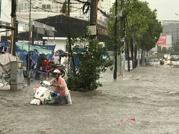 Dự báo thời tiết hôm nay 11/5: Tây Nguyên và Nam bộ có mưa dông