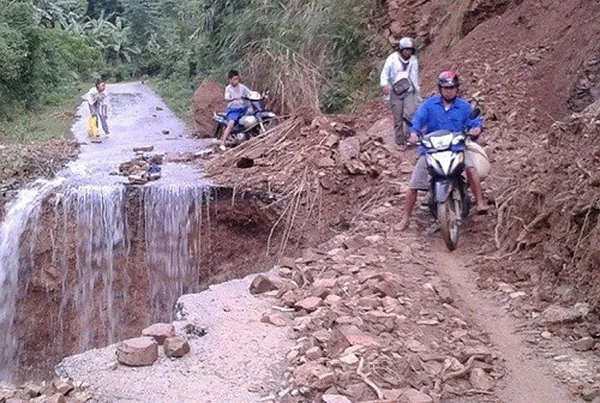 Cảnh báo nguy cơ sạt lở đất tại Di Linh, Lâm Đồng