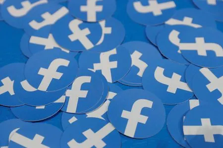 Italia: Nhiều tài khoản Facebook giả bị khóa trước thềm bầu cử EU