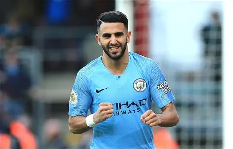 Tin tức Man City 14/5: Mahrez lên tiếng về tương lai