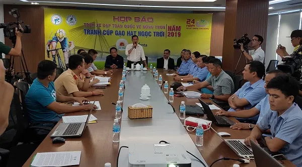 90 tay đua trẻ dự tranh giải xe đạp toàn quốc về nông thôn 2019