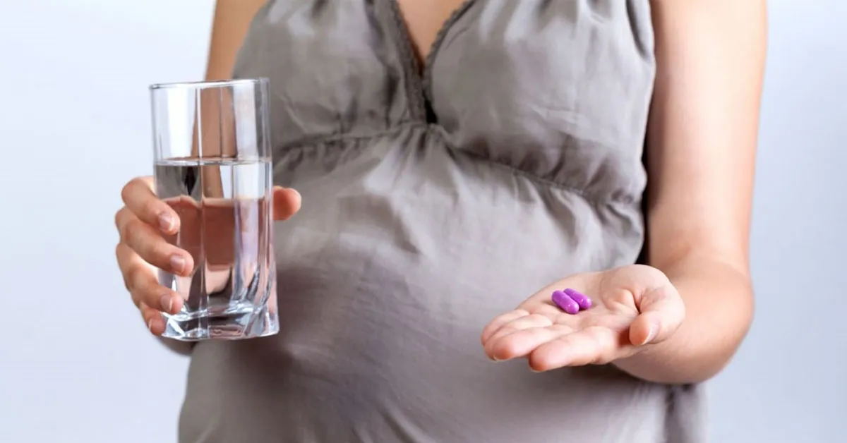 Có nên sử dụng vitamin tổng hợp cho bà bầu trong thai kỳ?