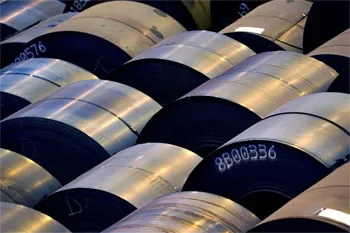 ArcelorMittal tiếp tục cắt giảm việc sản xuất thép ở châu Âu