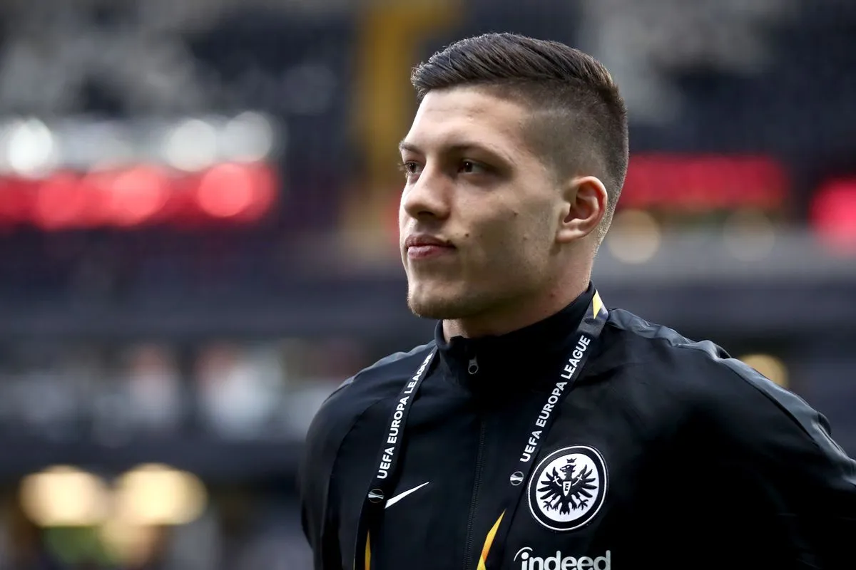 Sát thủ Frankfurt bất ngờ gây chưng hửng cho Real Madrid