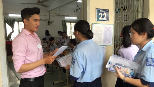 Thi tuyển lớp 10 tại TPHCM: Đề văn hay, không theo khuôn mẫu
